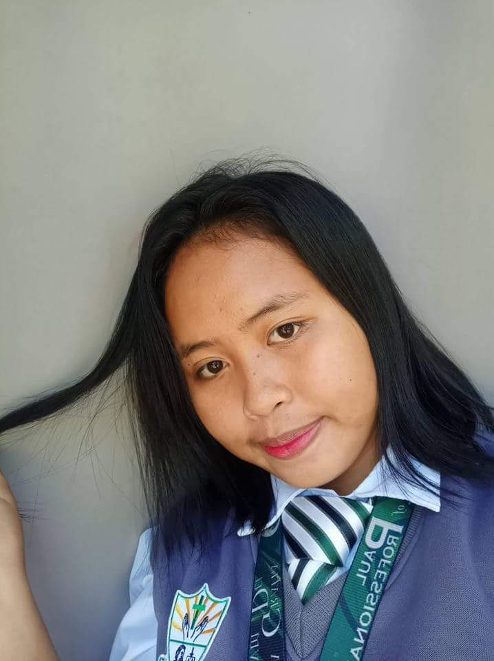 received_1351235961674045